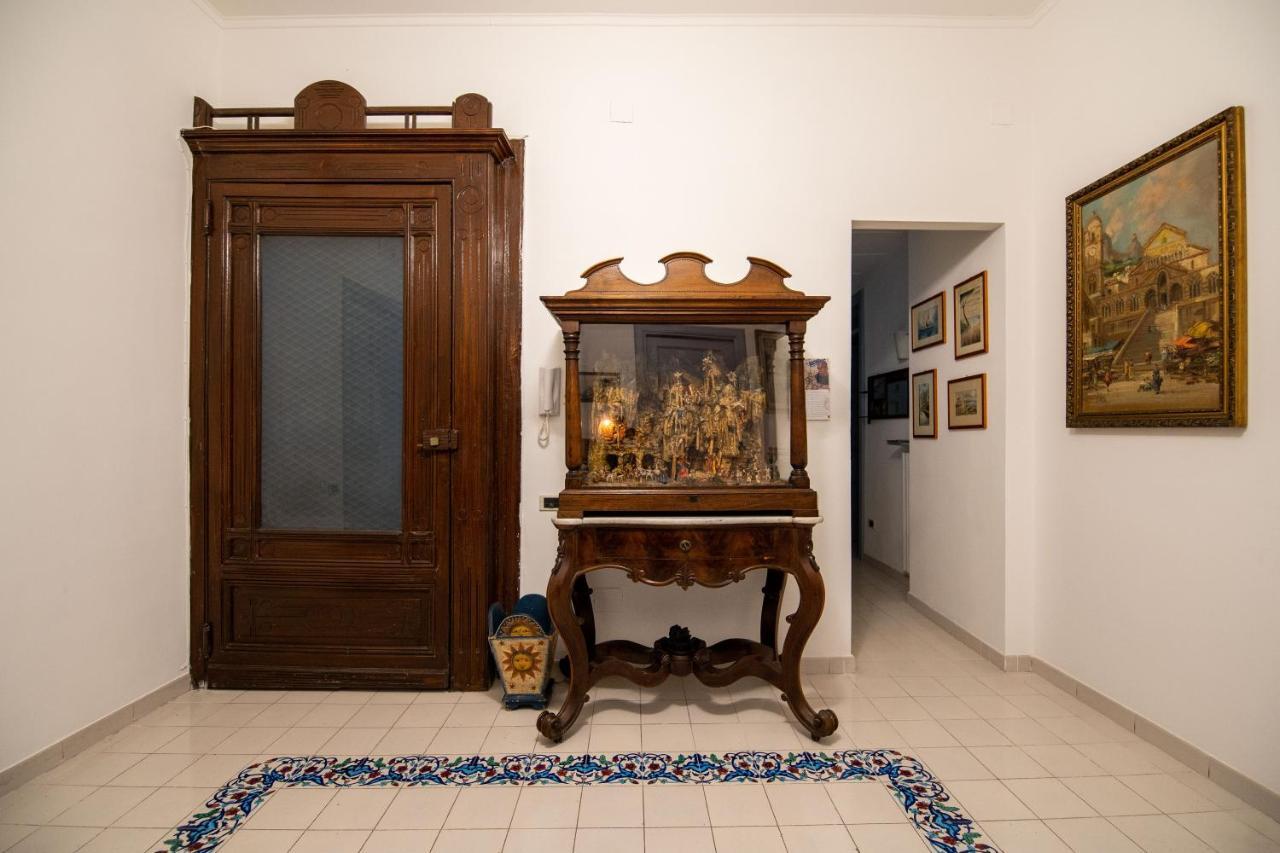 ด็องเกลอแตร์ Bed & Breakfast ซาแลร์โน ภายนอก รูปภาพ