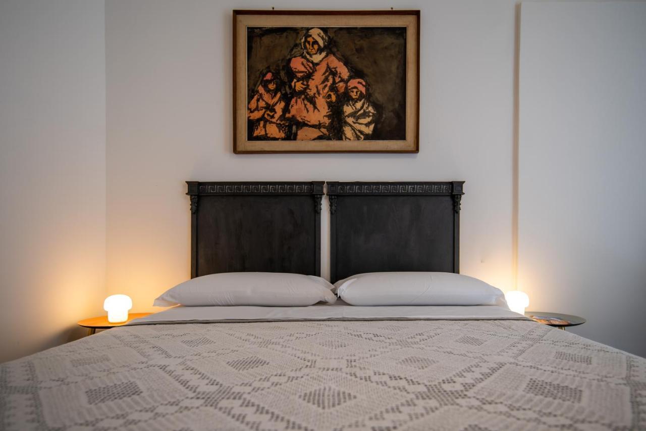 ด็องเกลอแตร์ Bed & Breakfast ซาแลร์โน ภายนอก รูปภาพ