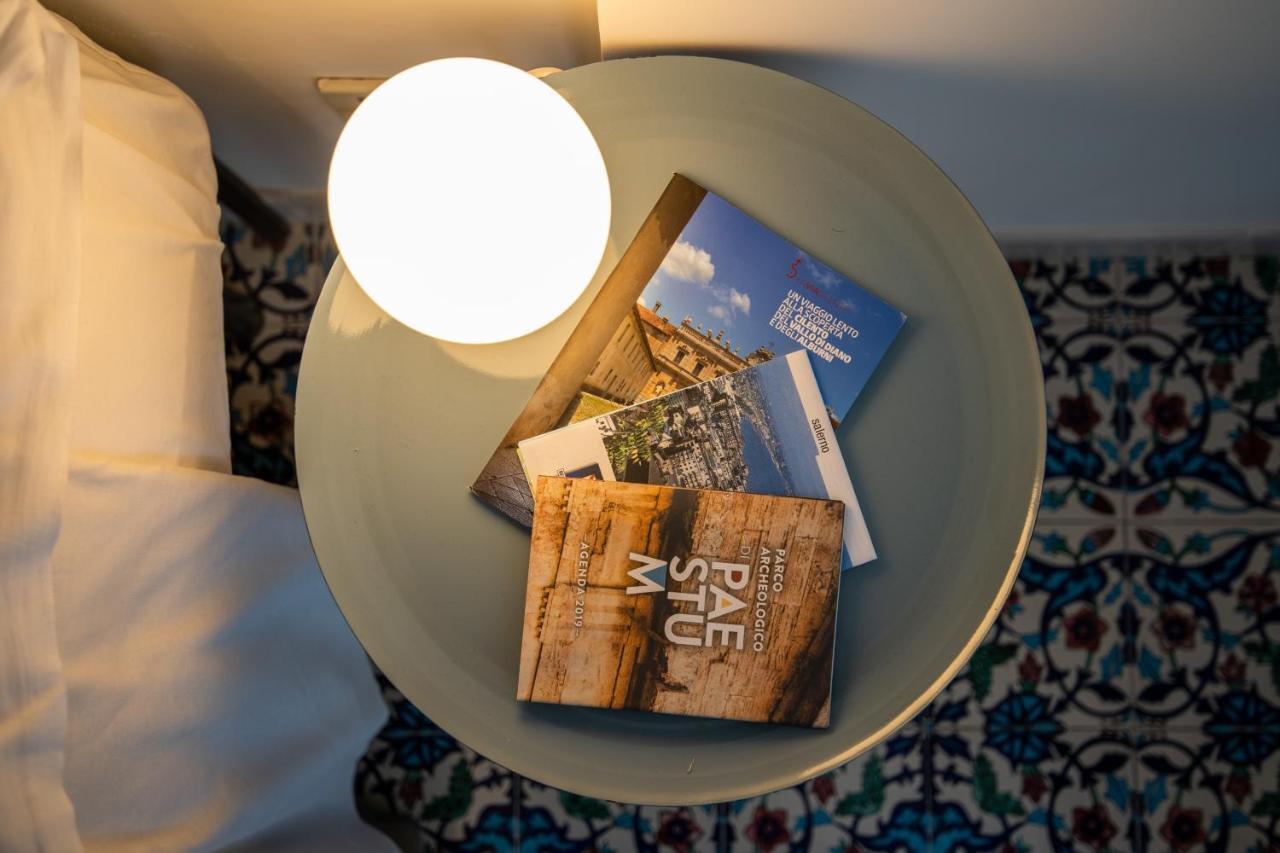 ด็องเกลอแตร์ Bed & Breakfast ซาแลร์โน ภายนอก รูปภาพ