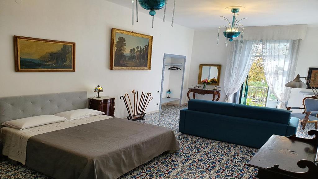 ด็องเกลอแตร์ Bed & Breakfast ซาแลร์โน ภายนอก รูปภาพ